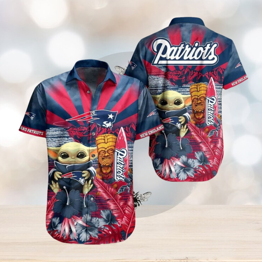 New England Patriots Baby Yoda Hawaiian Shirt New England Patriots Baby Yoda Hawaiian Shirt