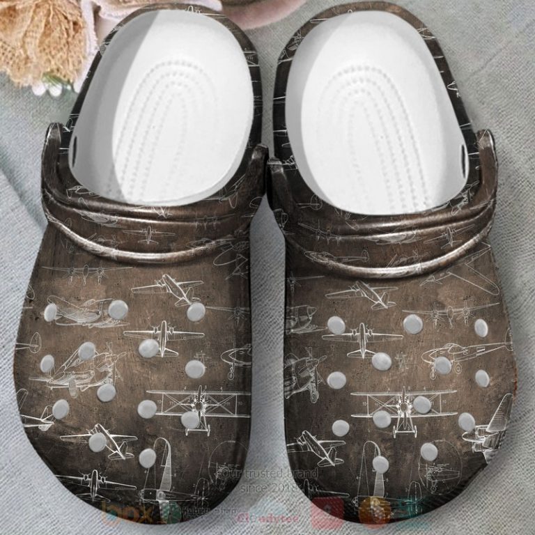 Airplane-Patent-Print-Crocband-Crocs-Clog-Shoes-2