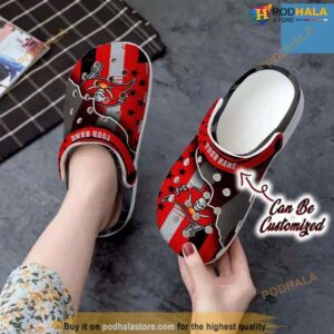 Buccaneers Crocs – Personalized Tampa Bay Buccaneers Team American Flag Line Clog Shoes