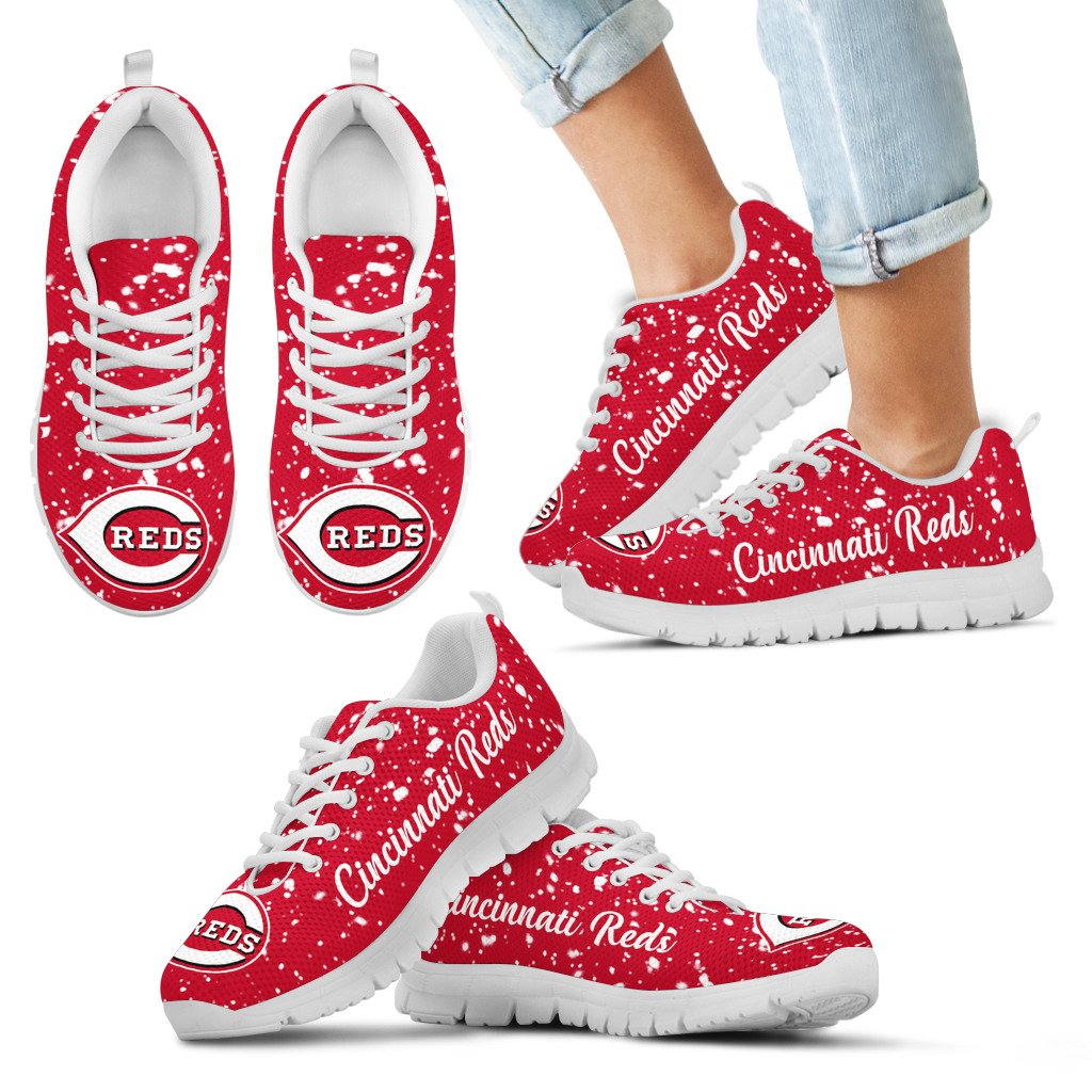 Christmas-Snowing-Incredible-Pattern-Cincinnati-Reds-Sneakers-1