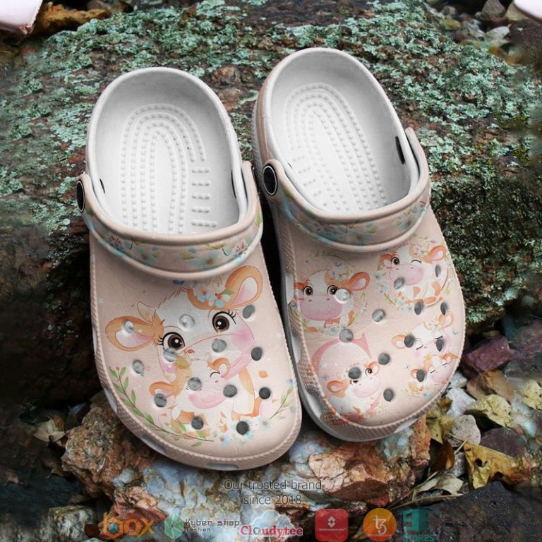 Cute-Doodle-Cow-Crocband-Shoes-2
