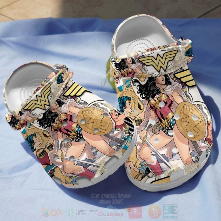 Dc-Comics-Wonder-Woman-Crocband-Crocs-Clog-Shoes-1
