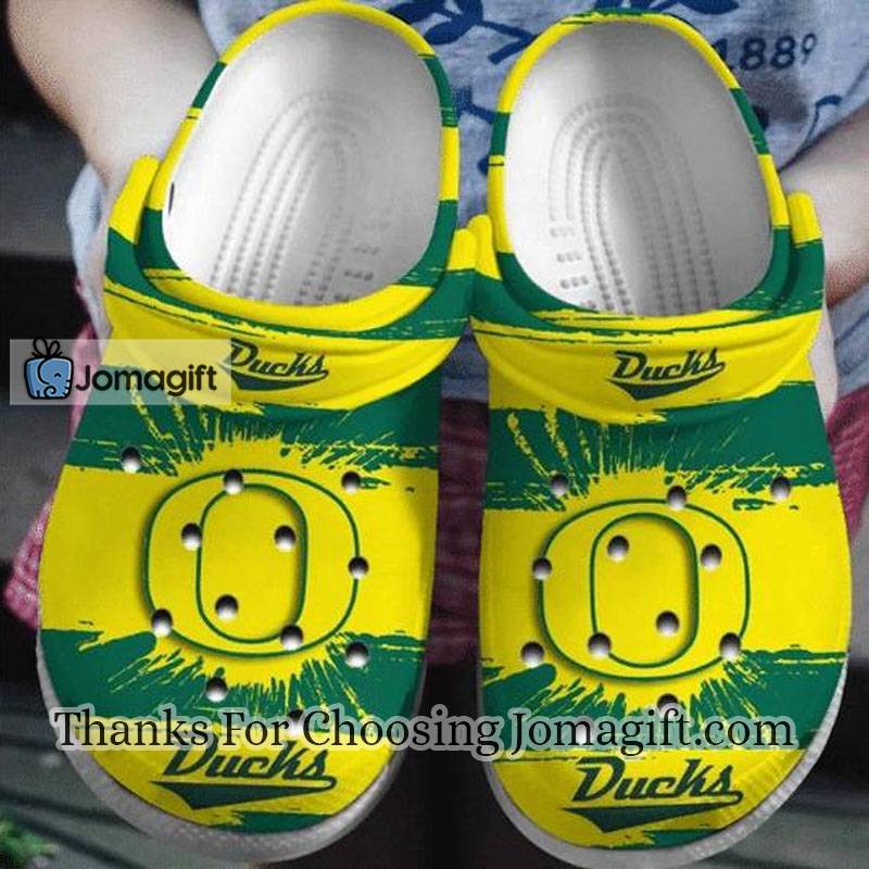 Fantastic-Ncaa-Oregon-Ducks-Crocs-Shoes-Gift-1