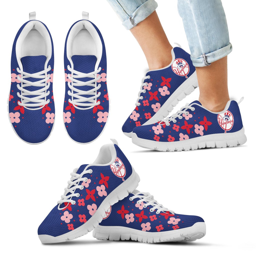 Flowers-Pattern-New-York-Yankees-Sneakers-1