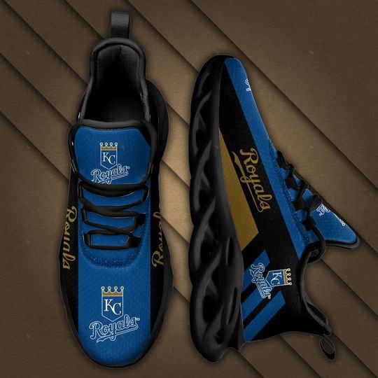 Kansas-City-Royals-Max-Soul-Clunky-Shoes-1