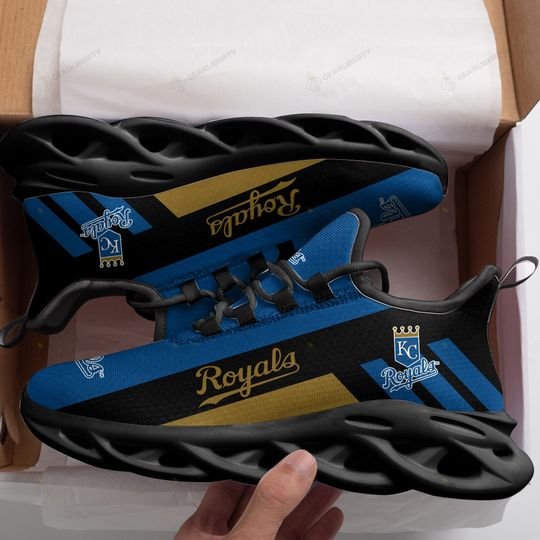 Kansas-City-Royals-Max-Soul-Clunky-Shoes-2