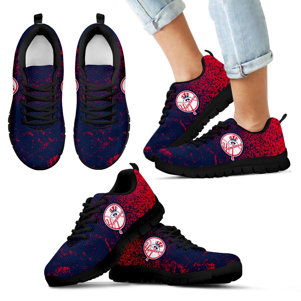 Light Tiny Pixel Smashing Pieces New York Yankees Sneakers Light Tiny Pixel Smashing Pieces New York Yankees Sneakers