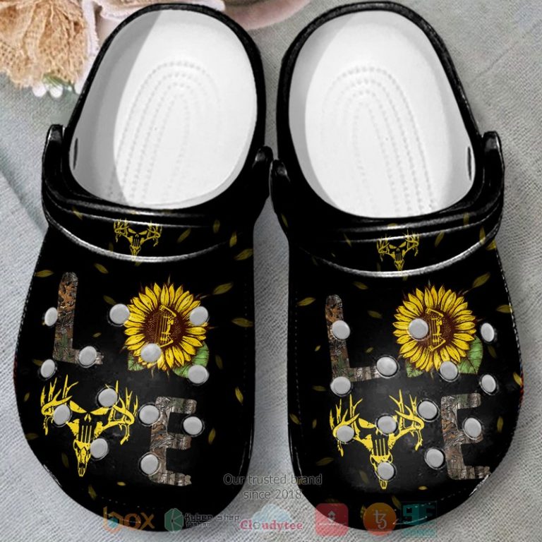 Love-Hunting-Deer-Sunflowers-Crocs-Crocband-Shoes-2
