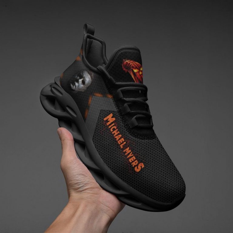 Michael-Myers-Clunky-Max-Soul-Shoes-2-1
