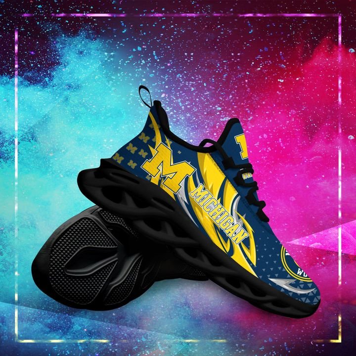 Michigan-Wolverines-Clunky-Max-Soul-High-Top-Shoes-3