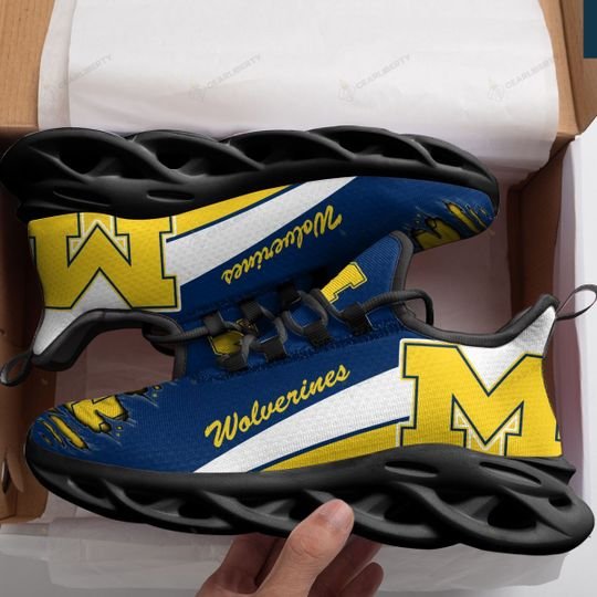 Michigan-Wolverines-Max-Soul-Clunky-Shoes-2