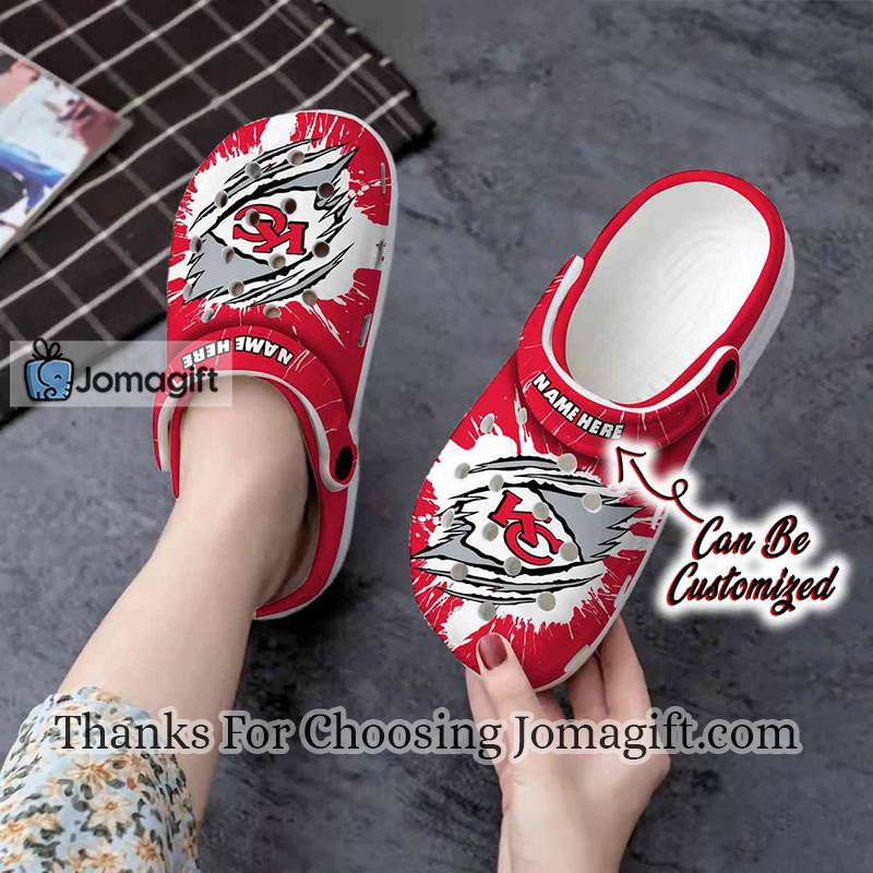 New-Chiefs-Crocs-Gift-1