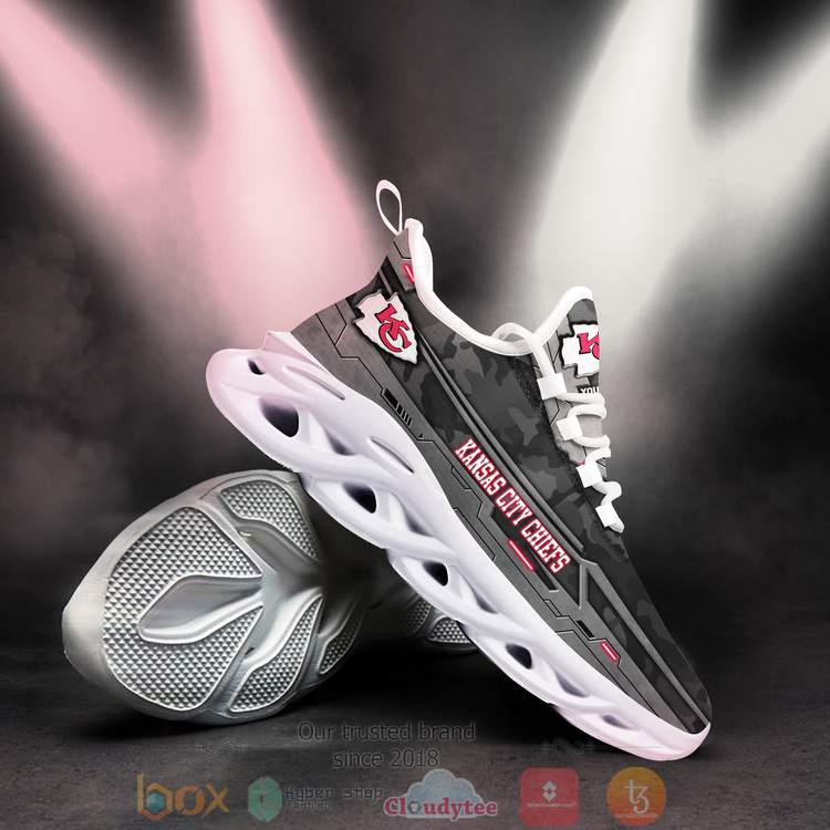 Nfl-Kansas-City-Chiefs-Football-Team-Personalized-Clunky-Max-Soul-Shoes-3