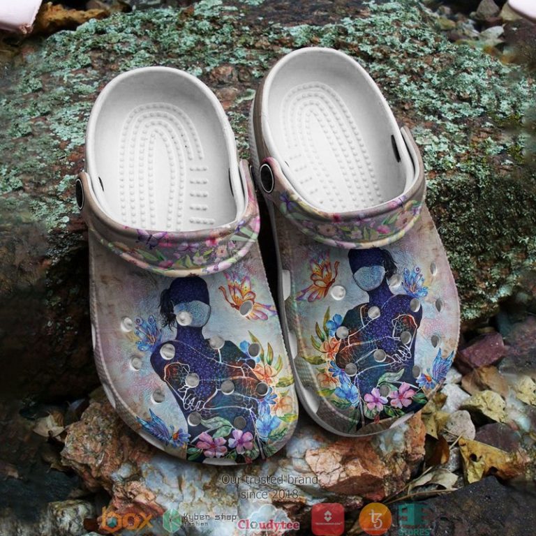 Nurse-Crocband-Shoes-2