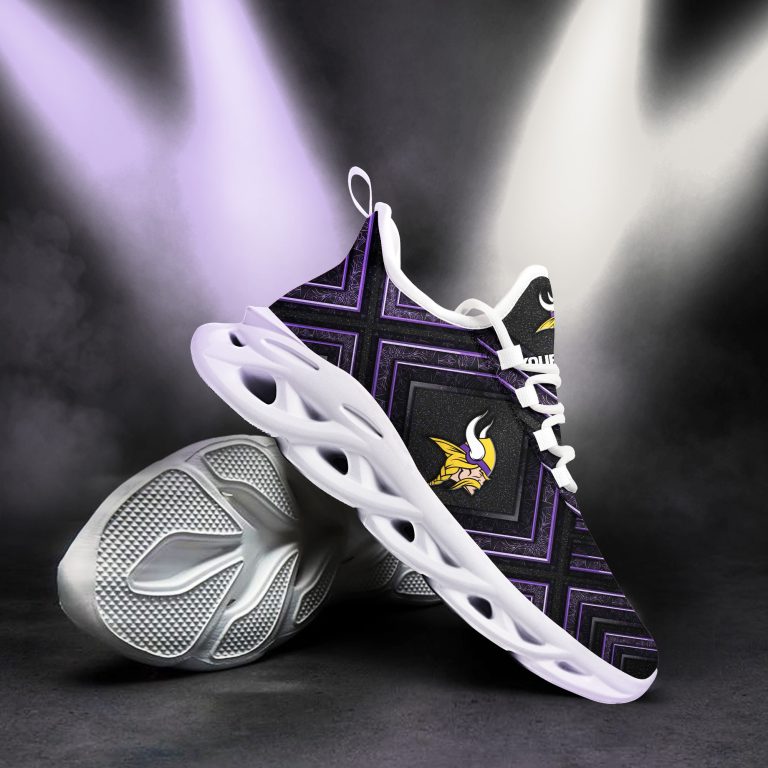 Personalized-Minnesota-Vikings-Custom-Clunky-Max-Soul-Shoes-3