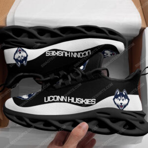 Uconn Huskies Football Team Max Soul Shoes