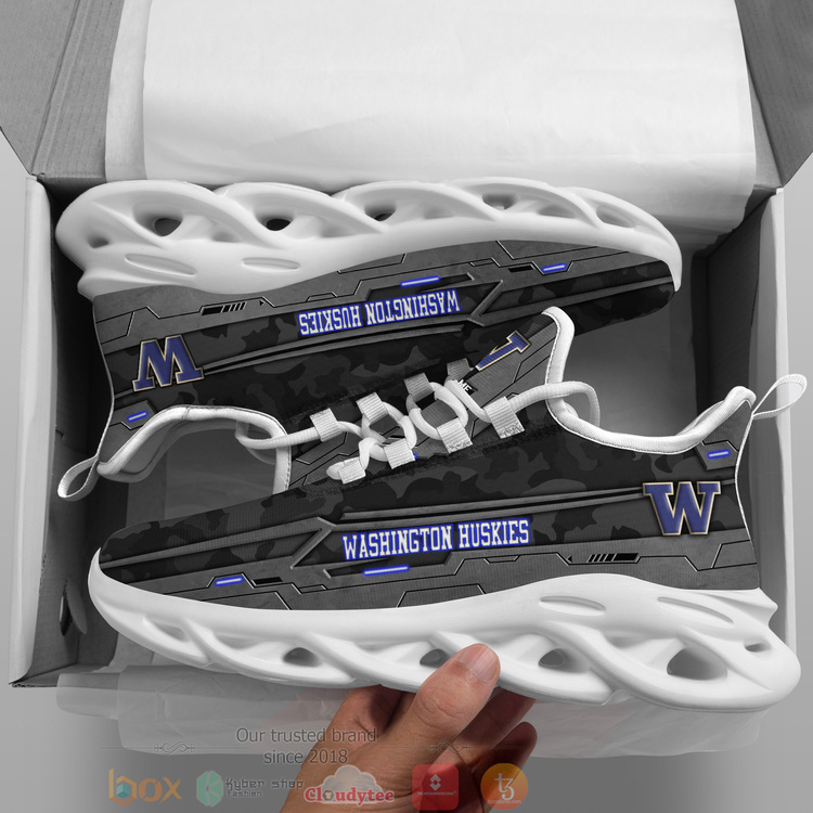 Washington-Huskies-MenS-Basketball-Personalized-Clunky-Max-Soul-Shoes-1